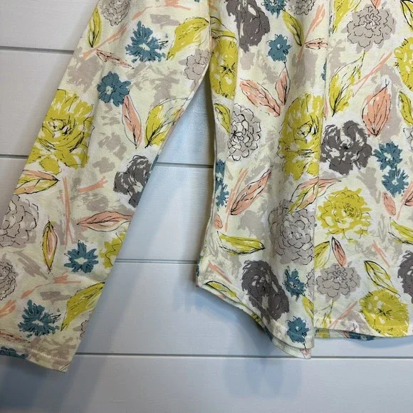NEW Ricrac & Ruffles Mom Top MEDIUM Floral Print Long Sleeve Top Adult Size Tee - Picture 3 of 6
